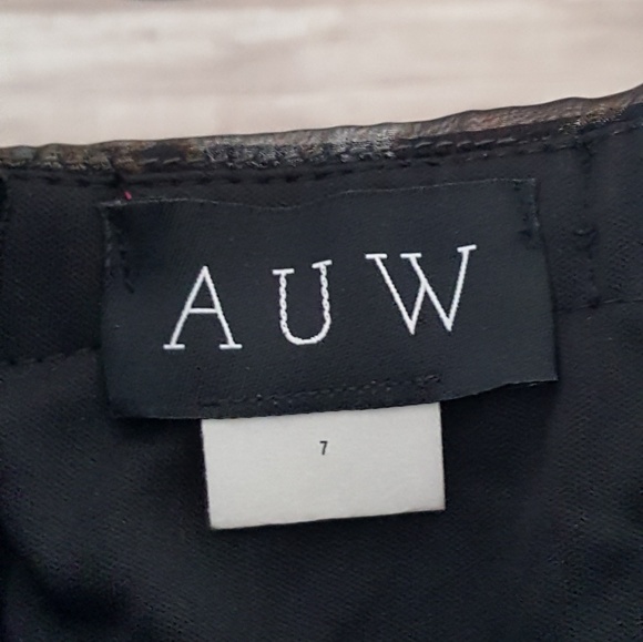 A U W Strapless event dress - Picture 4 of 5